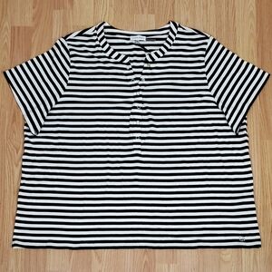 NWT Calvin klein 3X band neck striped short sleeve top partial snap black white